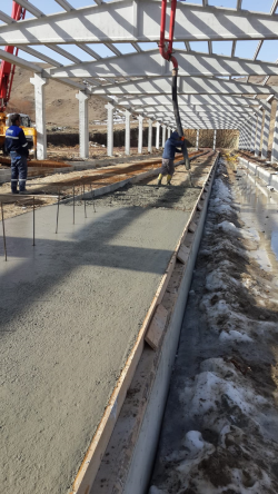 Prefabrik Besi Ahırı   
