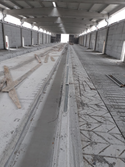 Prefabrik Besi Ahırı   